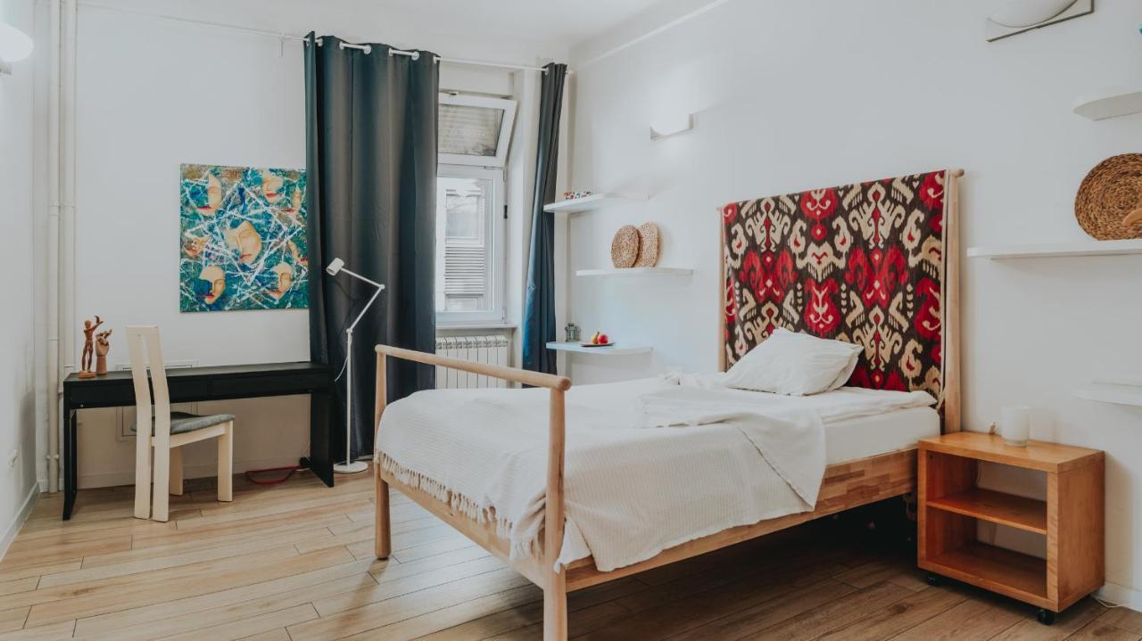 Salon Apartment In Dorcol Historical เบลเกรด ภายนอก รูปภาพ