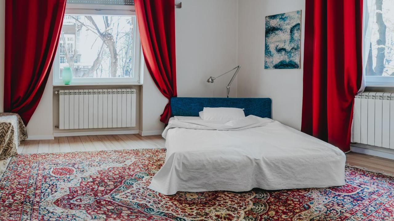 Salon Apartment In Dorcol Historical เบลเกรด ภายนอก รูปภาพ