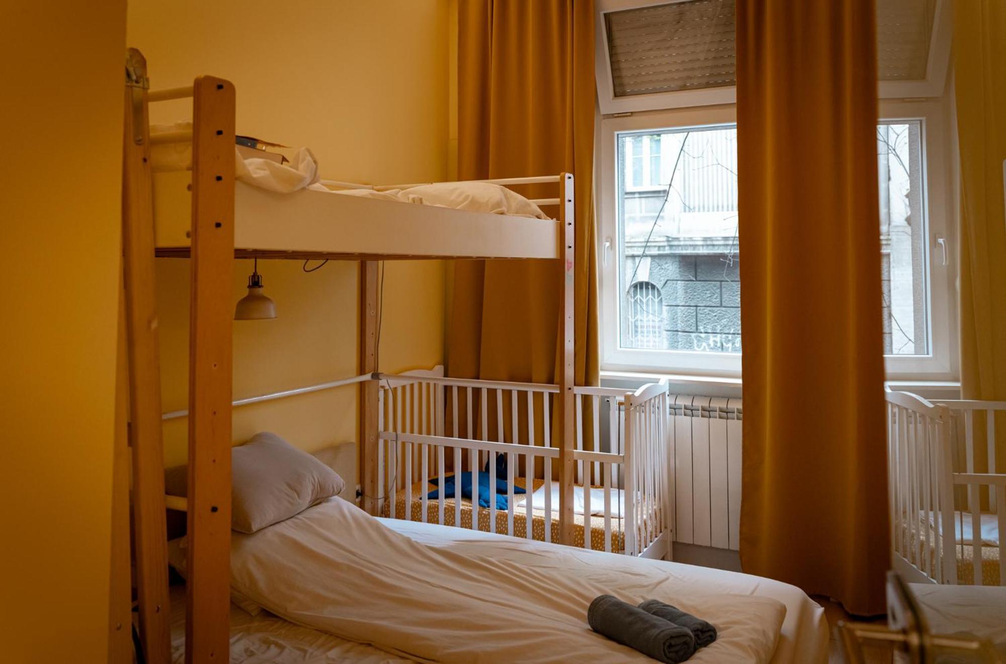 Salon Apartment In Dorcol Historical เบลเกรด ภายนอก รูปภาพ